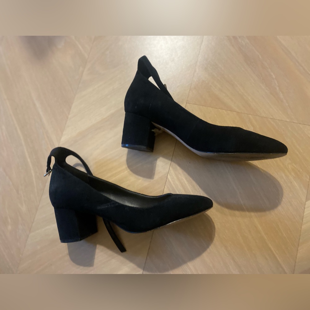 Black Aldo Suede Kitten Heel